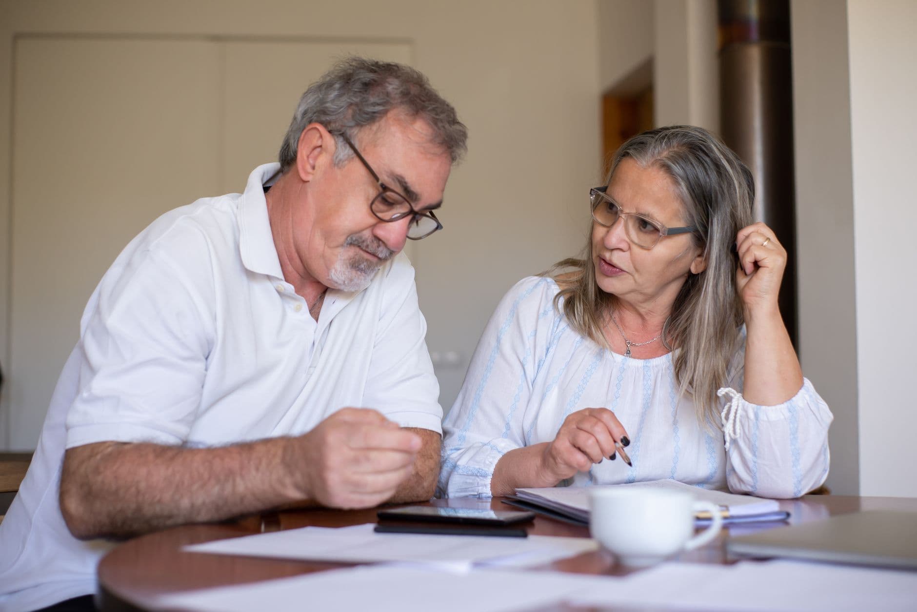 Cum să economisești în timpul contractului — bugetul îngrijitoarei